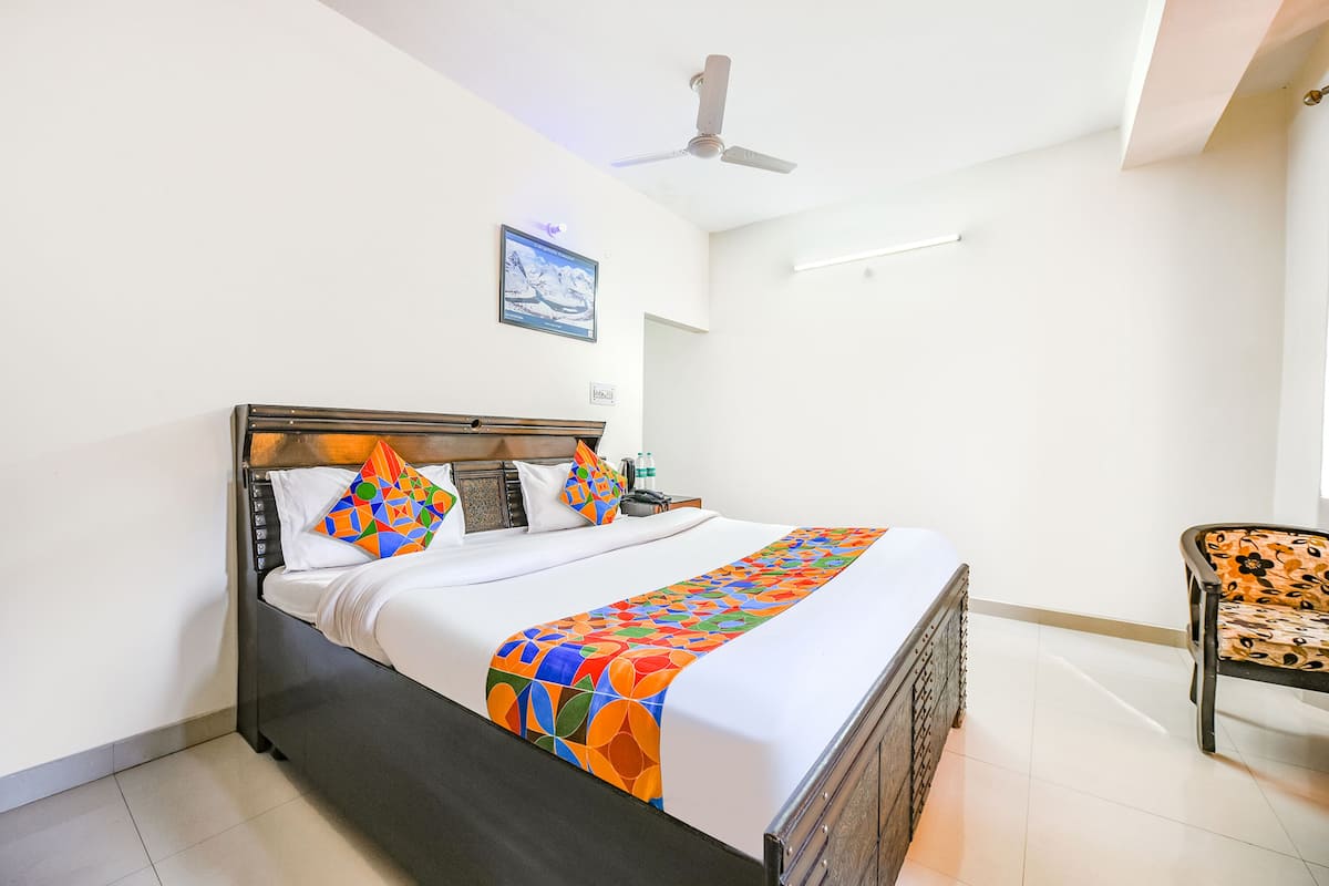 Deluxe Room | Egyptian cotton sheets, premium bedding, in-room safe, free WiFi