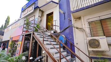 住宿入口