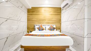 Deluxe-huone | Egyptinpuuvillaiset lakanat, ylelliset vuodevaatteet