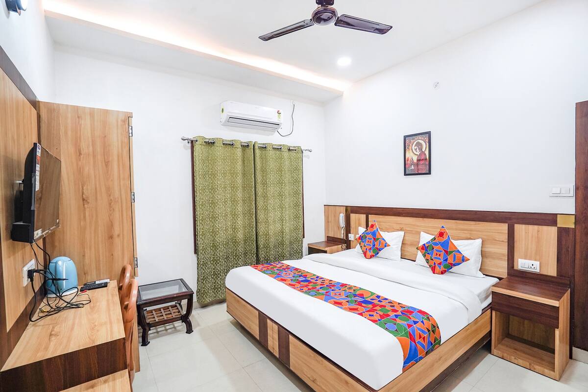 Deluxe Room | Egyptian cotton sheets, premium bedding, in-room safe, free WiFi
