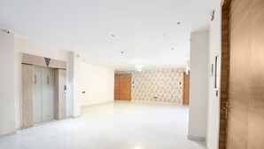 Lobby - Fabhotel The Comfort Inn (Kanpur)