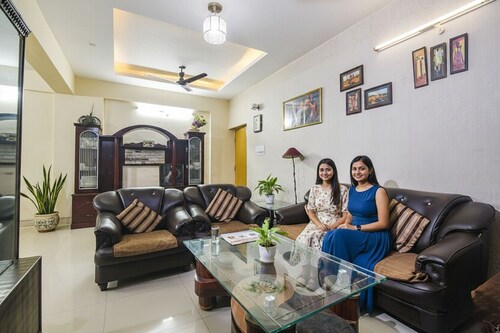 Fabhotel Maadhavam Residence
