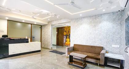 Fabhotel Hill Park I