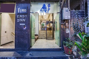Property entrance - Fabhotel East Patel Nagar (New Delhi)