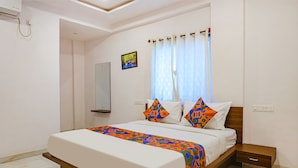 Room - Fabhotel Spot Light (Sasvad)