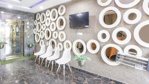 Ảnh chưa phân loại, 3 trong số 27 ảnh, nút