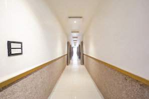 Lobby - Fabhotel Prime Krishna Inn Resort (Ratu)