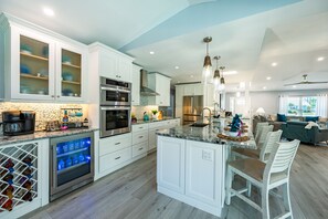 Fridge, microwave, oven, stovetop - ⚓Twin Palms! Private Pool/Spa, Game Room & More!⚓ (Bradenton)