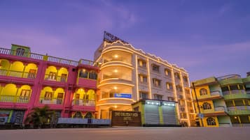 مدخل المنشأة