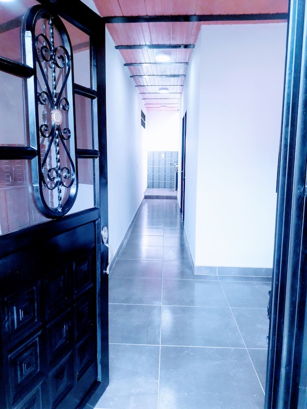 Interior - Acogedor Apartamento Para 4 Personas Bien Ubicado (Cali)