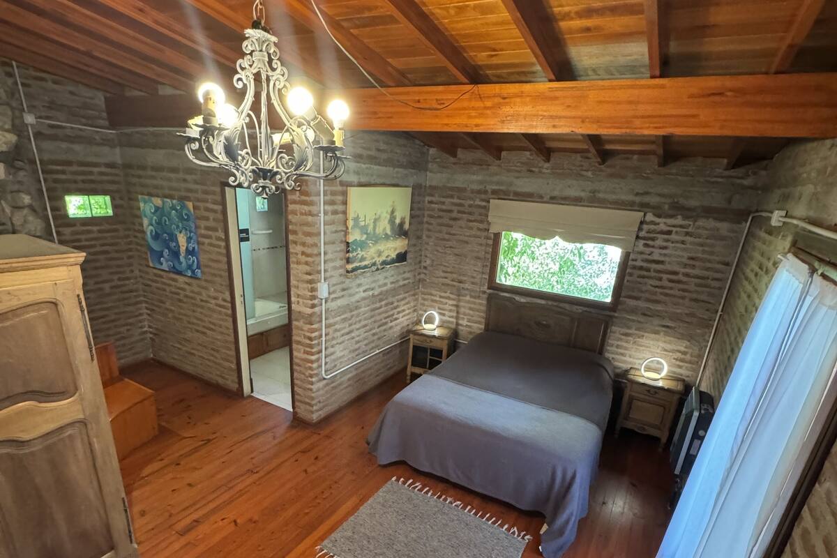 Bungalow, 1 Bedroom (Waikiki) | Premium bedding, down comforters, pillowtop beds, desk