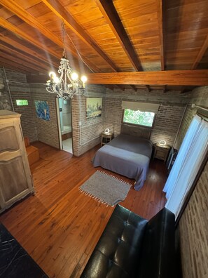 Bungalow, 1 slaapkamer (Waikiki) | Luxe beddengoed, donsdekens, pillowtop-bedden, individueel gedecoreerd