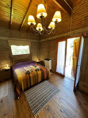 Bungalow, 2 Schlafzimmer (Tamarindo) | 2 Schlafzimmer, hochwertige Bettwaren, Daunenbettdecken