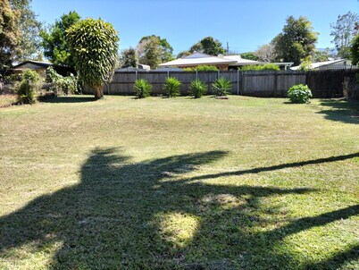 Spacious, Modern and Central