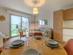 TV - La Chouetterie by Interhome (Carnac)