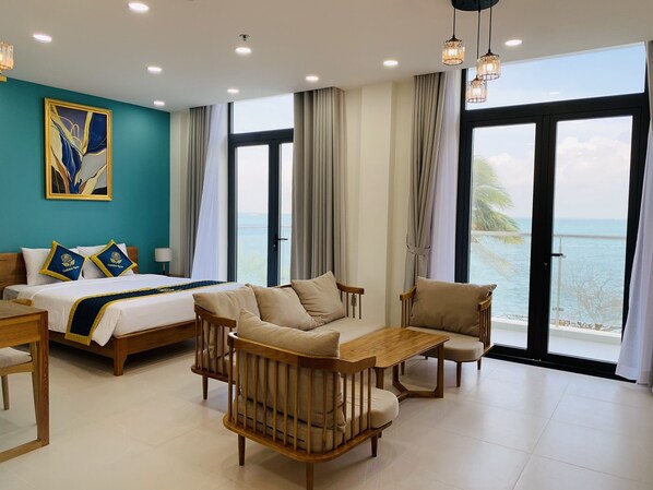 1 bedroom, minibar, desk, laptop workspace