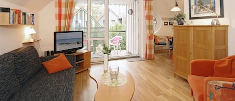 TV, DVD player, stereo