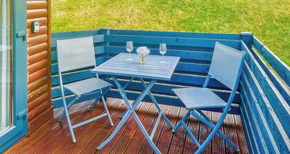 Stylish two bedroom lodge, perfect for couples or families.