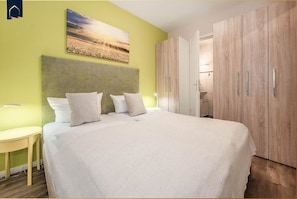 2 bedrooms, WiFi, bed sheets