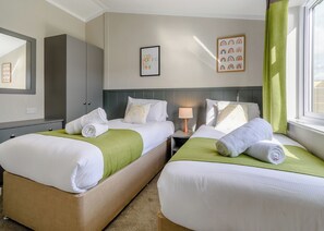 Bedroom, Bed, House