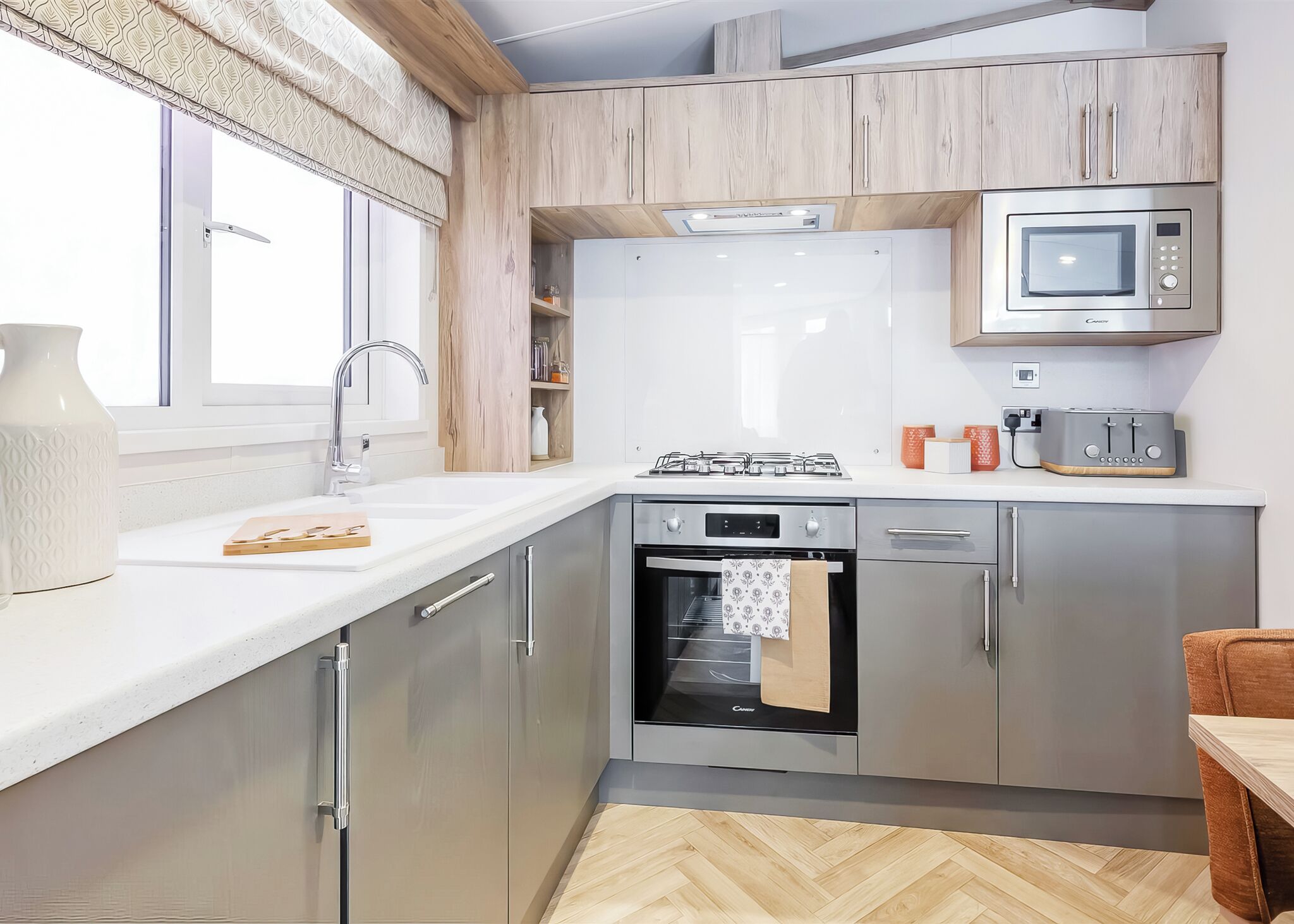 Fridge, oven, stovetop, toaster