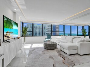 スマートテレビ、卓球台