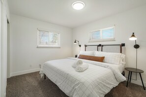 5 Schlafzimmer, Bügeleisen/Bügelbrett, WLAN, Bettwäsche