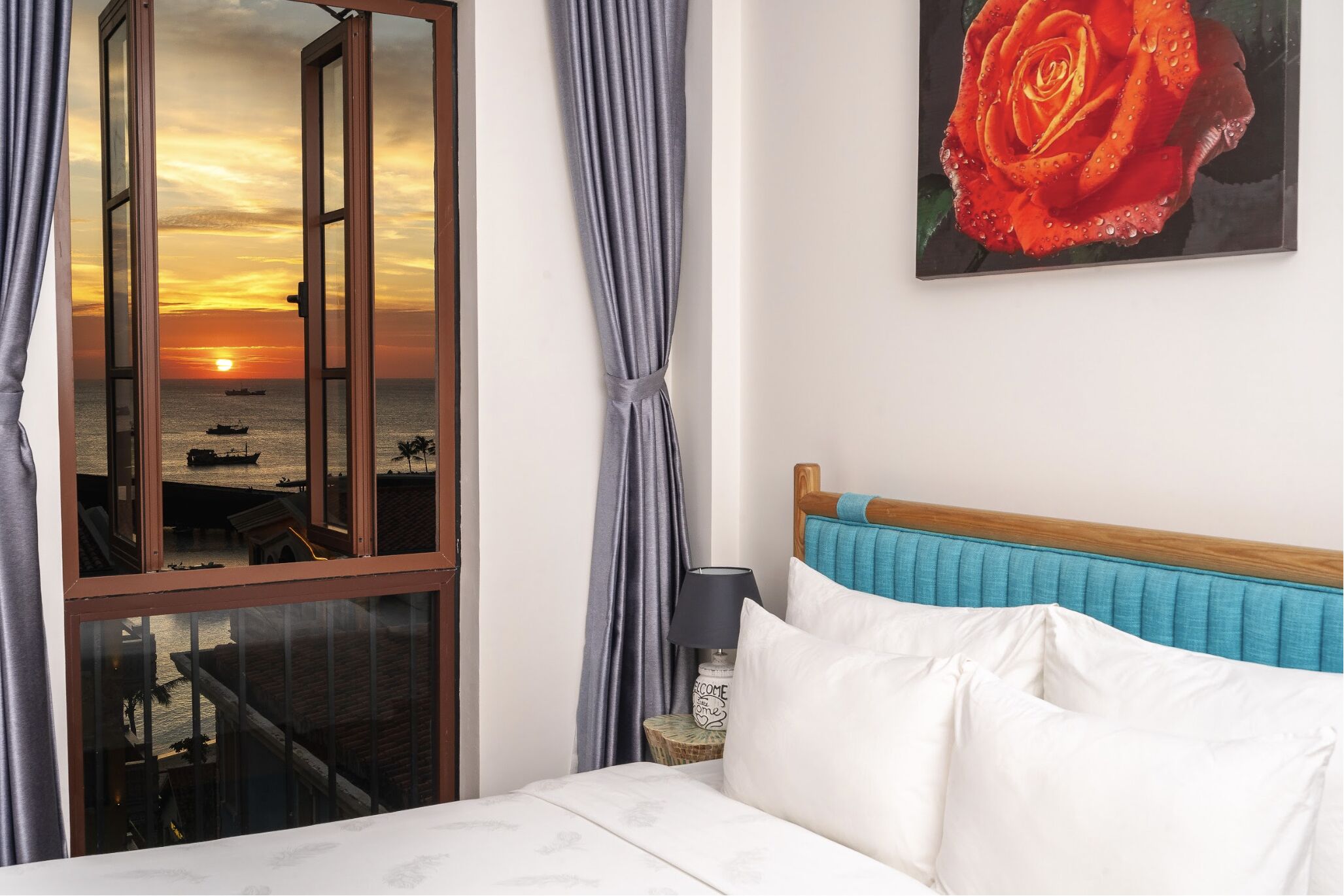 Habitación Deluxe | Sábanas de algodón egipcio, ropa de cama de alta calidad y edredón 
