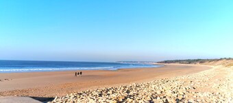 La Roseraie 1km from the beach