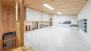 Basic Room, 2 Bedrooms (STAY1(Ocean view,BBQ)) | 1 bedroom, free WiFi - Donghae Hill Stay Pension (Donghae)