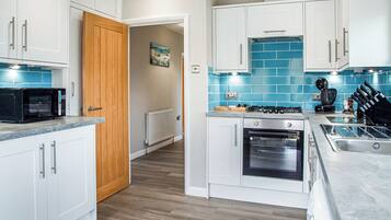 Fridge, oven, stovetop, toaster