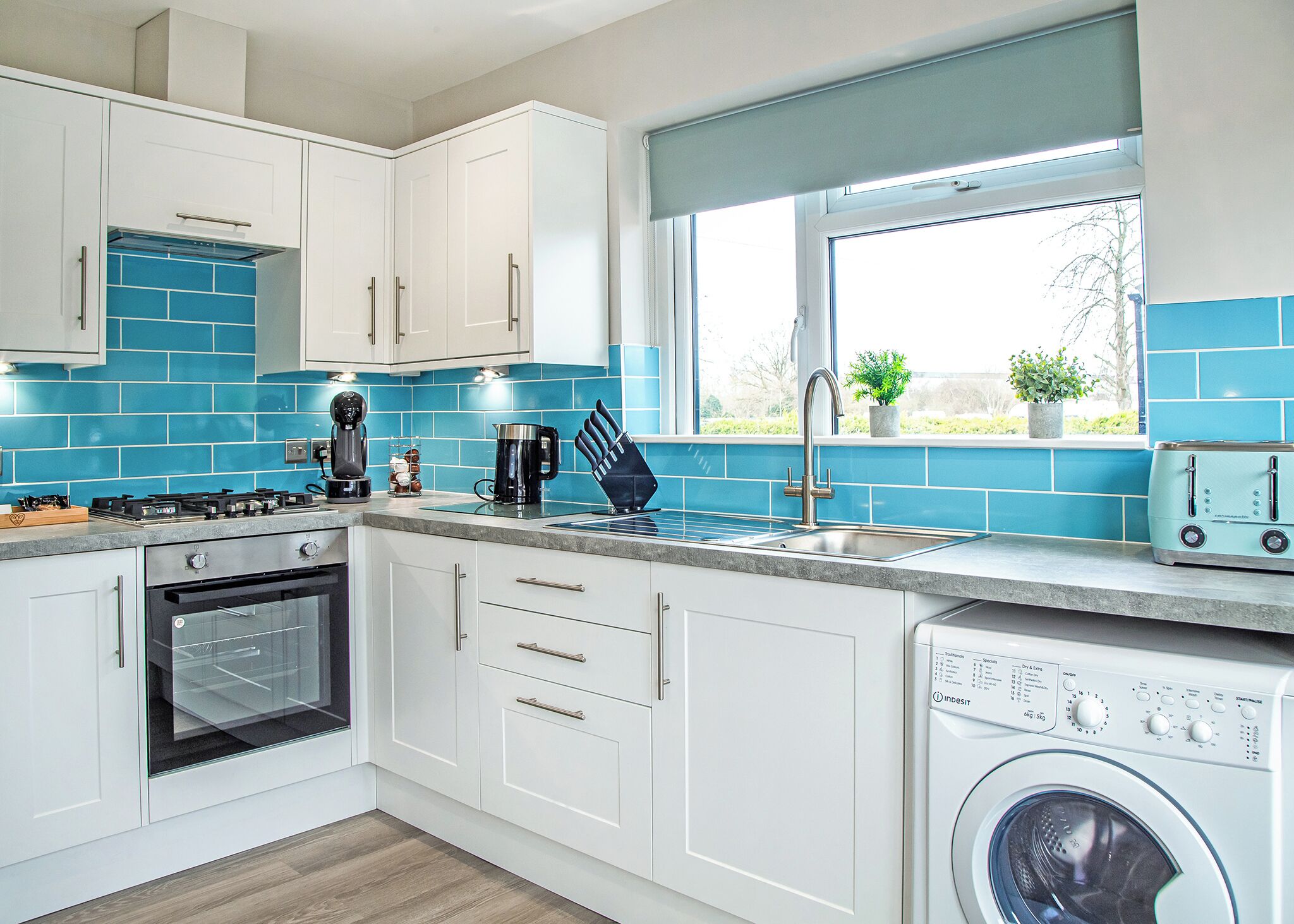 Fridge, oven, stovetop, toaster
