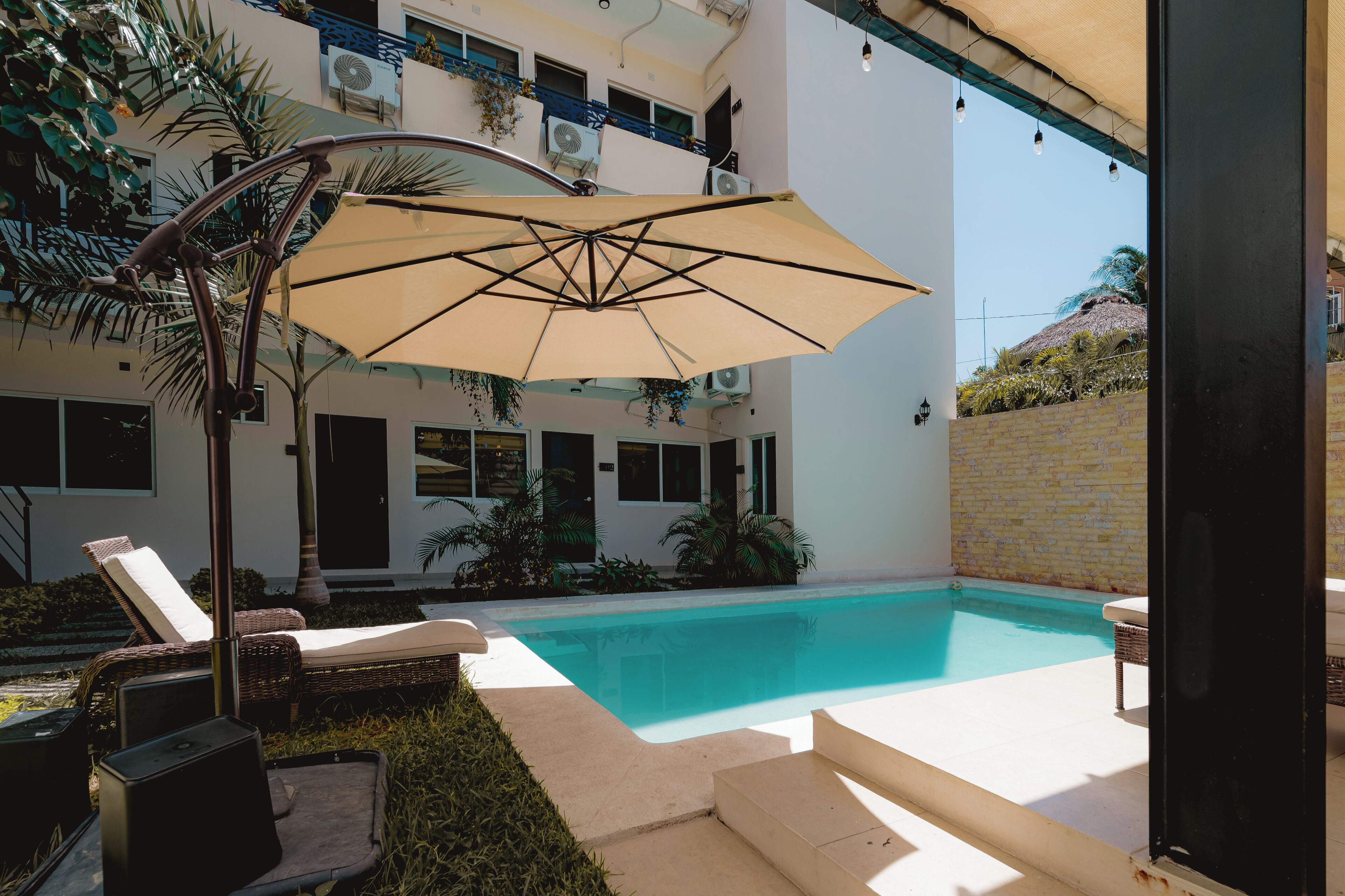 Photo - Guitarra Inn