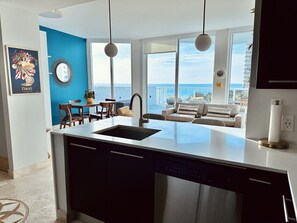 Interior - Condo on Miami Beach with stunning views from oversized private terrace. (Miami)