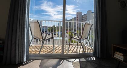 Caddy's #8 Villa Water View