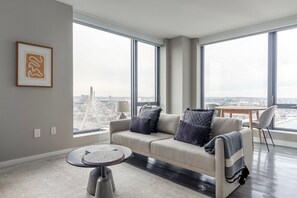 Télévision, chaîne hi-fi