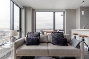 TV, stereo - Marvelous North Station 2BR w/ Gym, close Shops & Dining, by Blueground (Boston)