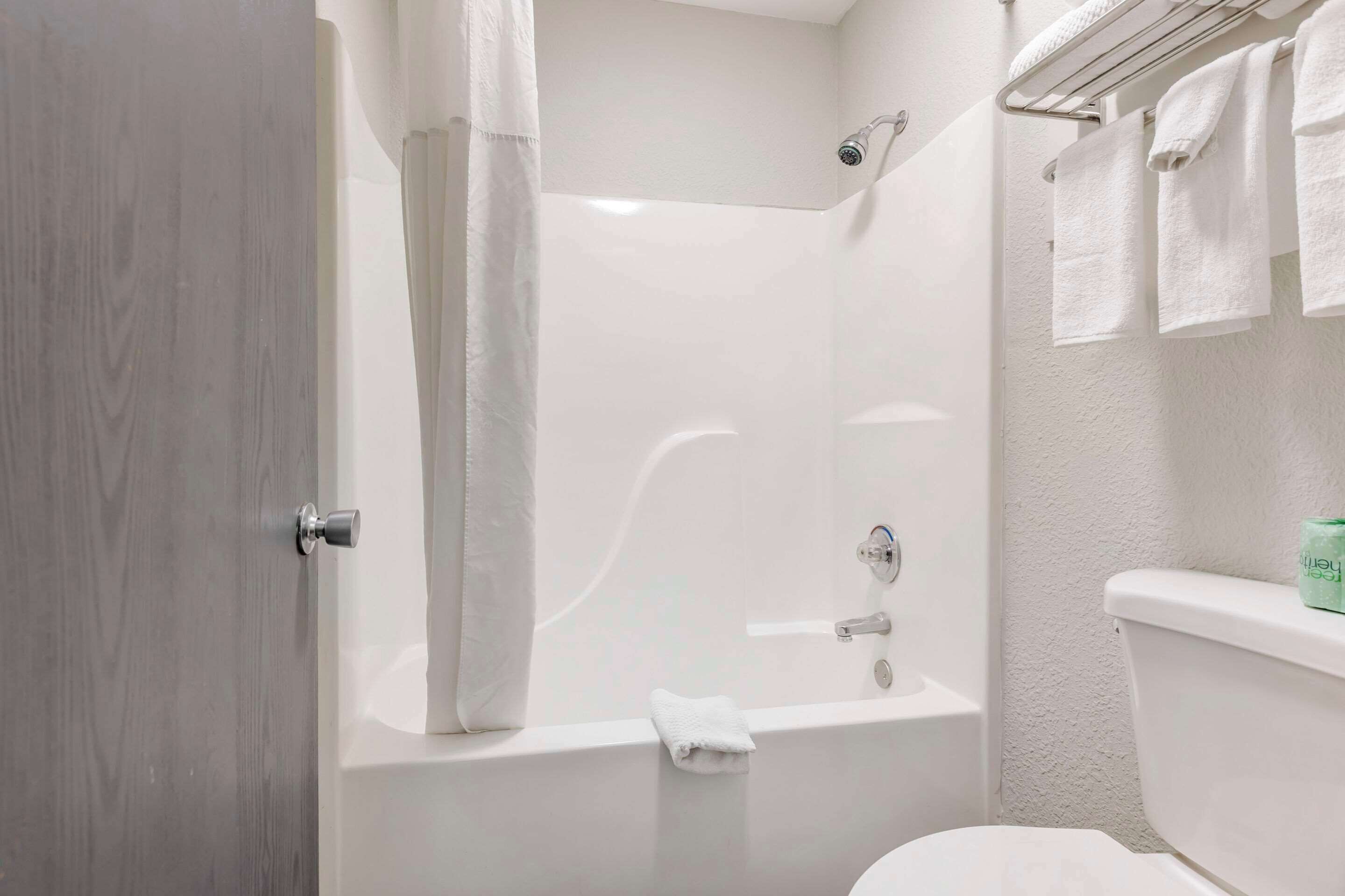 Room, 2 Queen Beds, Smoking (Efficiency) | Free WiFi