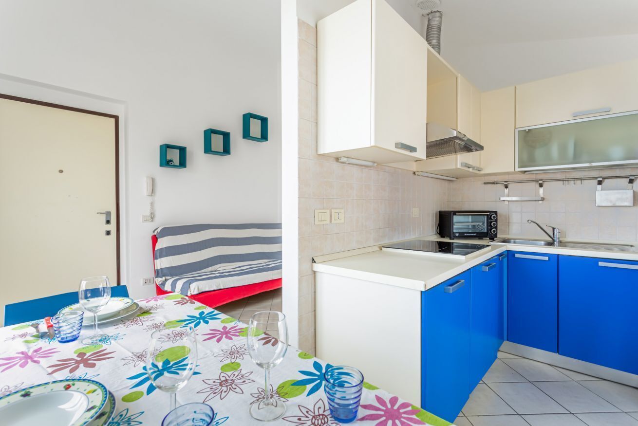 Oven, stovetop, dishwasher, toaster