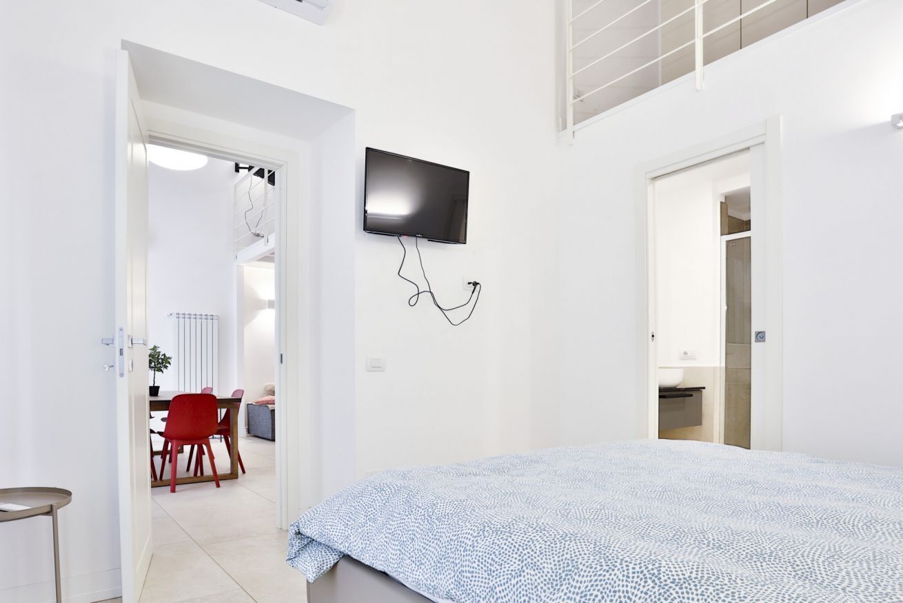 3 habitaciones, tabla de planchar con plancha, wifi y ropa de cama 