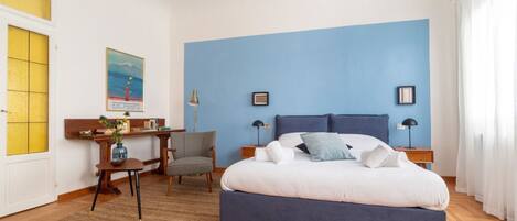 2 habitaciones, tabla de planchar con plancha, wifi y ropa de cama