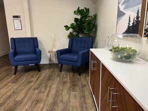 Interior - Counting Z's (Eugene)