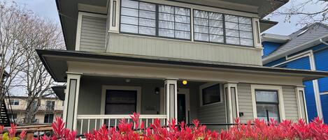 Majoituspaikan julkisivu