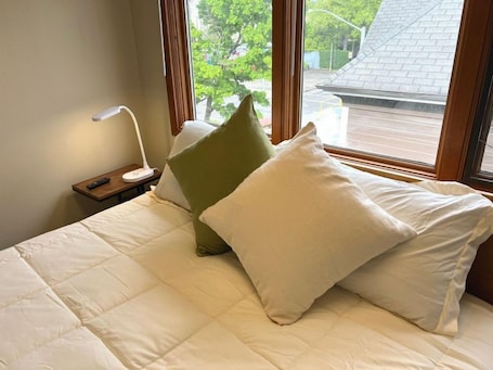 Individually decorated, individually furnished, desk, laptop workspace