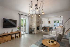 TV, fireplace - Nature Villa Frangipane with Pool, Drivenik, Croatia (Drivenik)