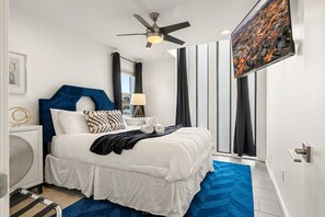 6 Schlafzimmer, Schreibtisch, Bügeleisen/Bügelbrett, kostenloses WLAN