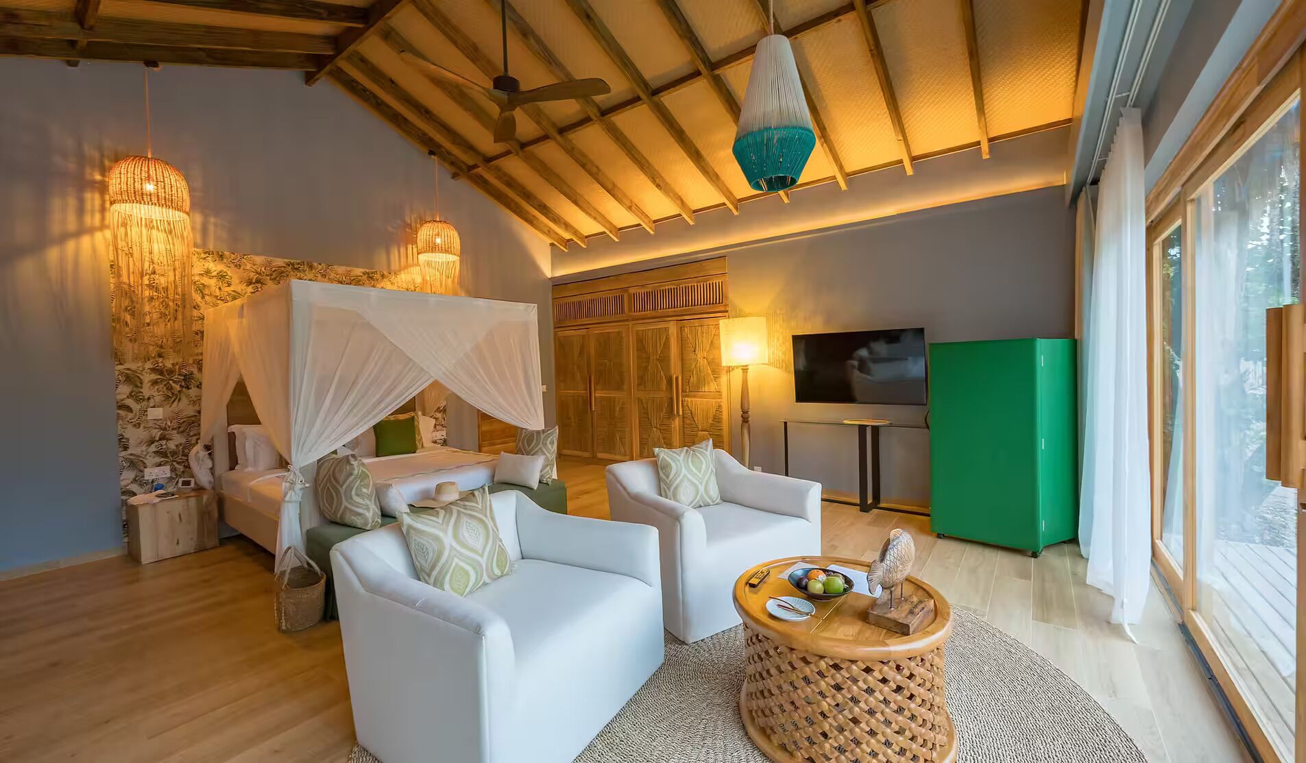 Sunrise Villa with Private Pool | Frette Italian sheets, premium bedding, down comforters, minibar