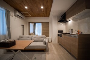 1 bedroom, iron/ironing board, free WiFi