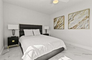 3 bedrooms, iron/ironing board, WiFi, bed sheets