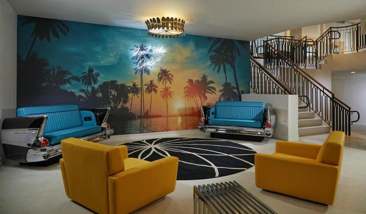 Beach Escapade! Beachfront Location, Outdoor Pool, Pet-friendly Property! - Daytona Beach, FL